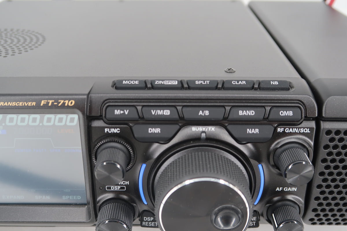 U20261 Used Yaesu FT-710 AESS HF/50MHz Transceiver w/SP-40 External Speaker