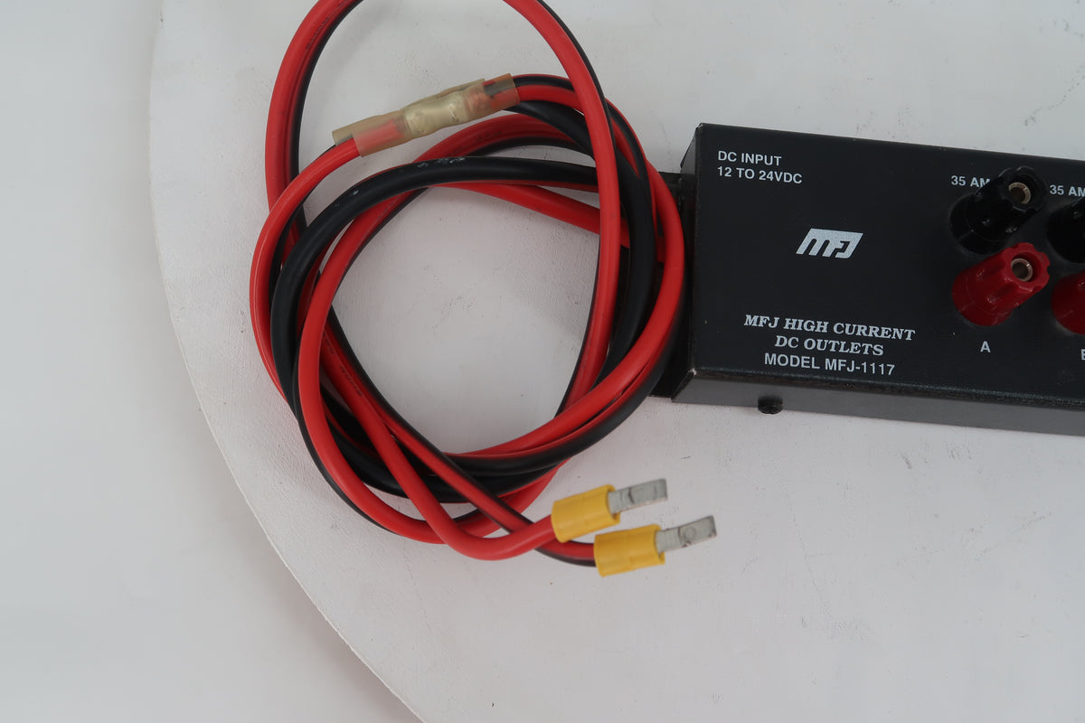 U20272 Used MFJ-1117 High Current DC Multi-Outlet DC Power Strip