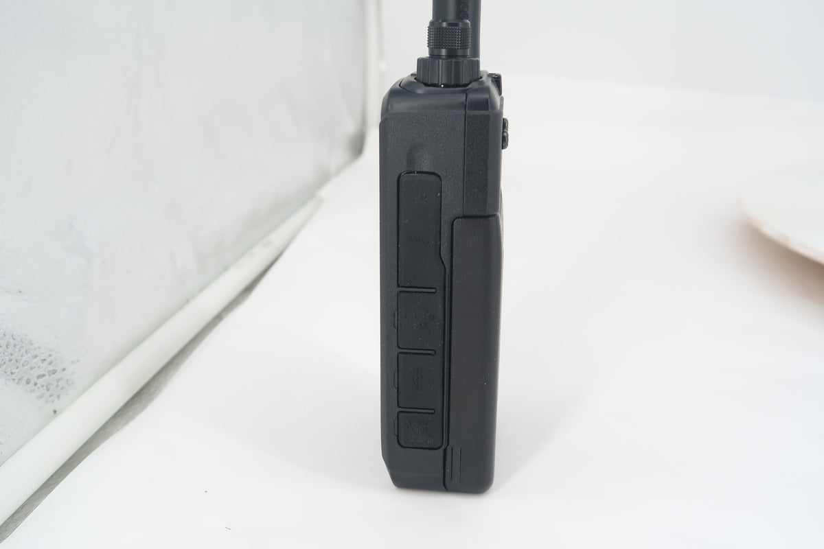 U20275 Used Kenwood TH-D75A 5W 144/244/430MHz Tri-Band Handheld Transceiver w/DSTAR