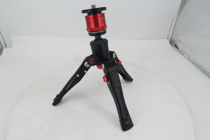 U20284 Used Tamron SP AF 28-105mm f/2.8 & Canon EF-S 18-55mm Lens Kit with iFootage Mini Tripod