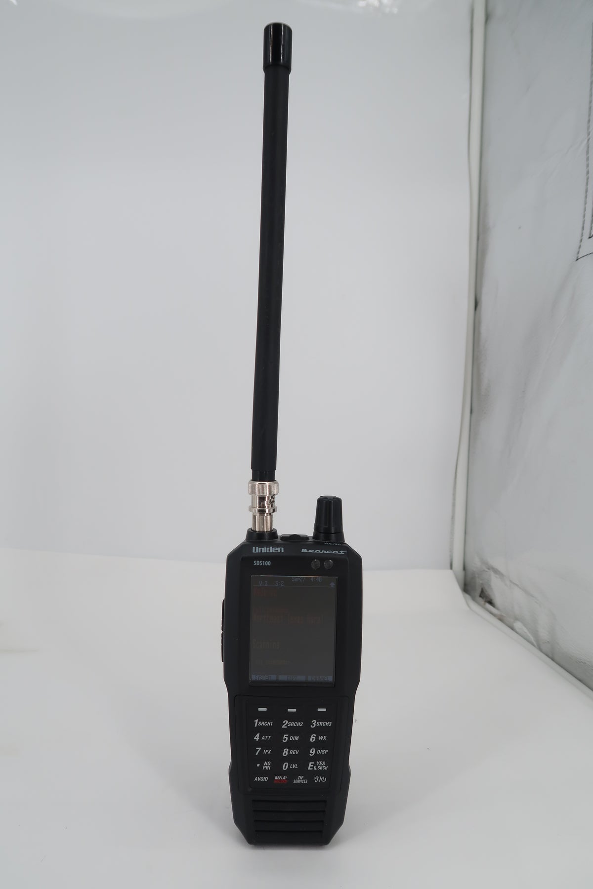 U20293 Used Uniden SDS 100 True I/Q Digital Handheld Scanner w/ ProVoice, DMR/MotoTRBO, and NXDN Upgrade