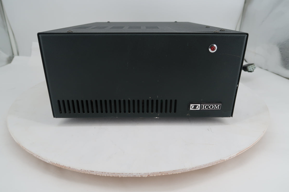 U20318 Used ICOM IC-2KL 500W Linear Amplifier w/10-12M Conversion & IC-2KLPS Power Supply Station