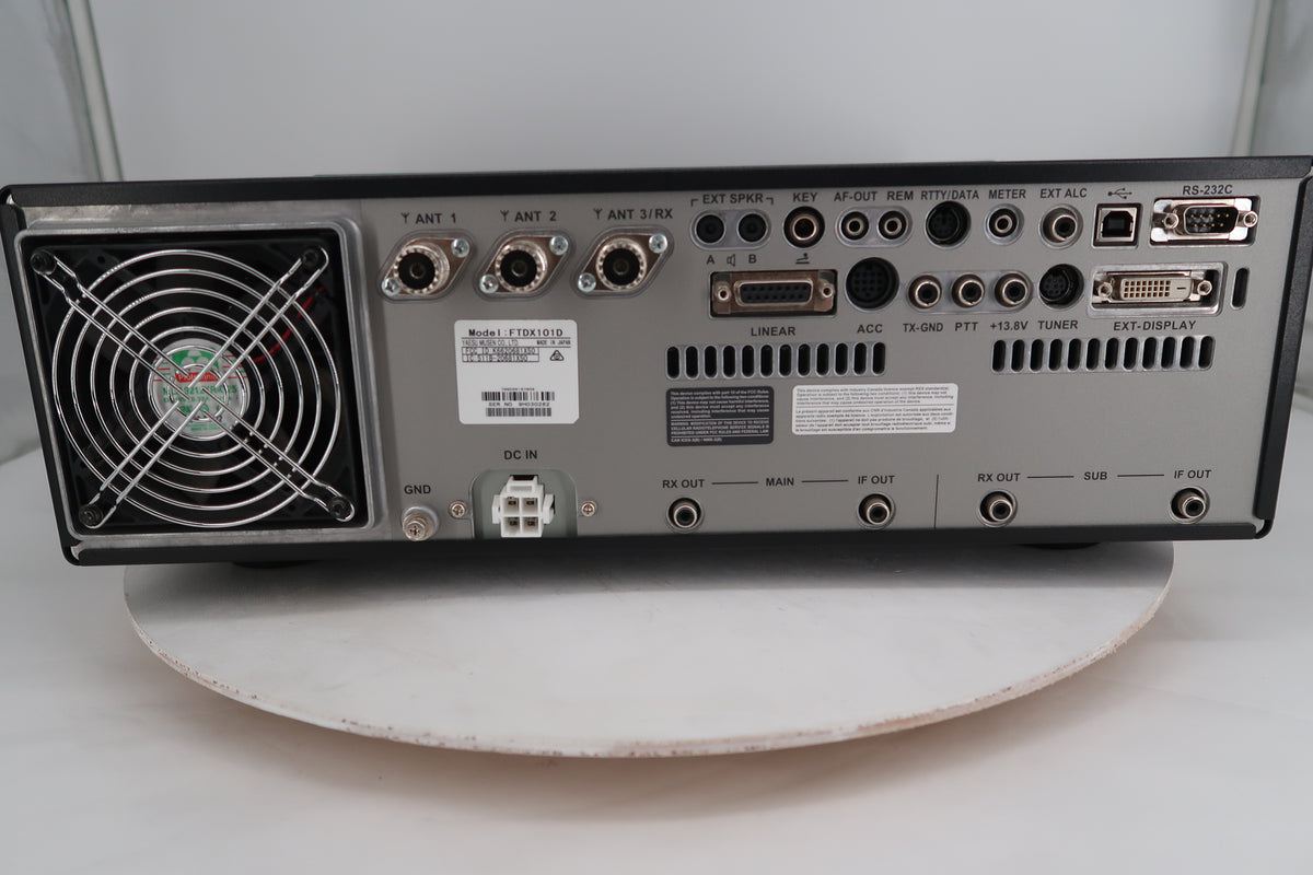 U20324 Used Yaesu FTDX-101D HF/50MHz All-Mode 100W Hybrid SDR Transceiver