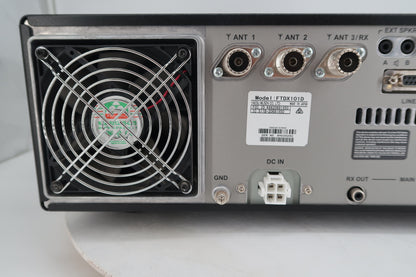U20324 Used Yaesu FTDX-101D HF/50MHz All-Mode 100W Hybrid SDR Transceiver