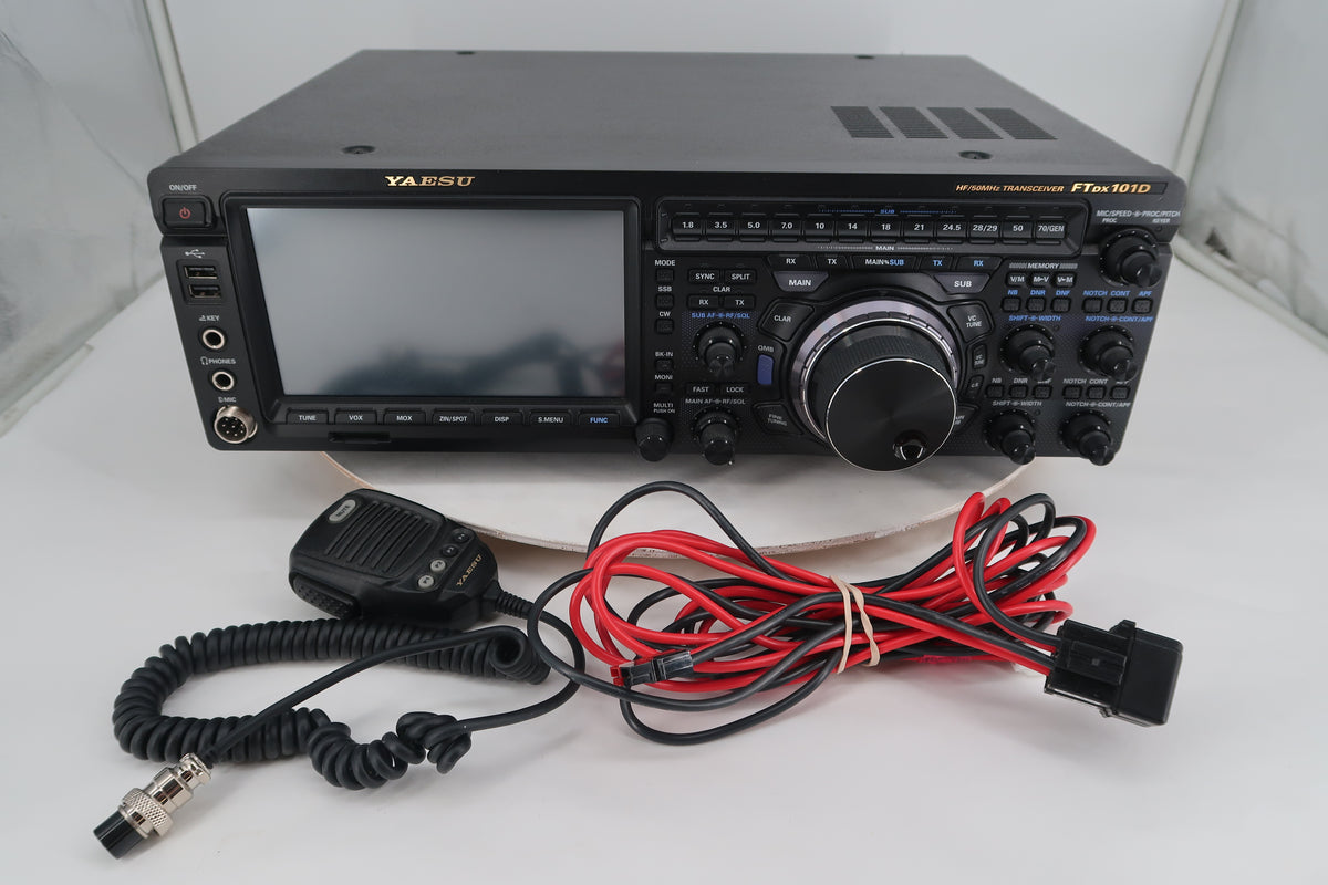 U20324 Used Yaesu FTDX-101D HF/50MHz All-Mode 100W Hybrid SDR Transceiver