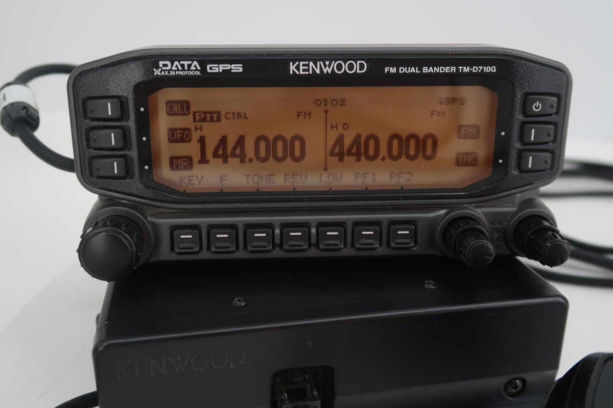 U20331 Used Kenwood TM-D710GA 144/440MHz Dual Band FM Transceiver w/Built-In GPS & TNC