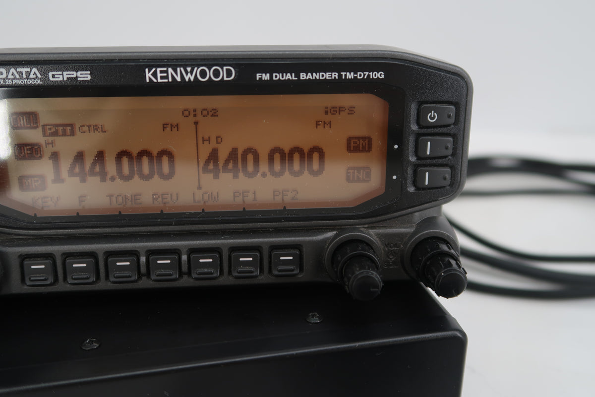 U20331 Used Kenwood TM-D710GA 144/440MHz Dual Band FM Transceiver w/Built-In GPS & TNC