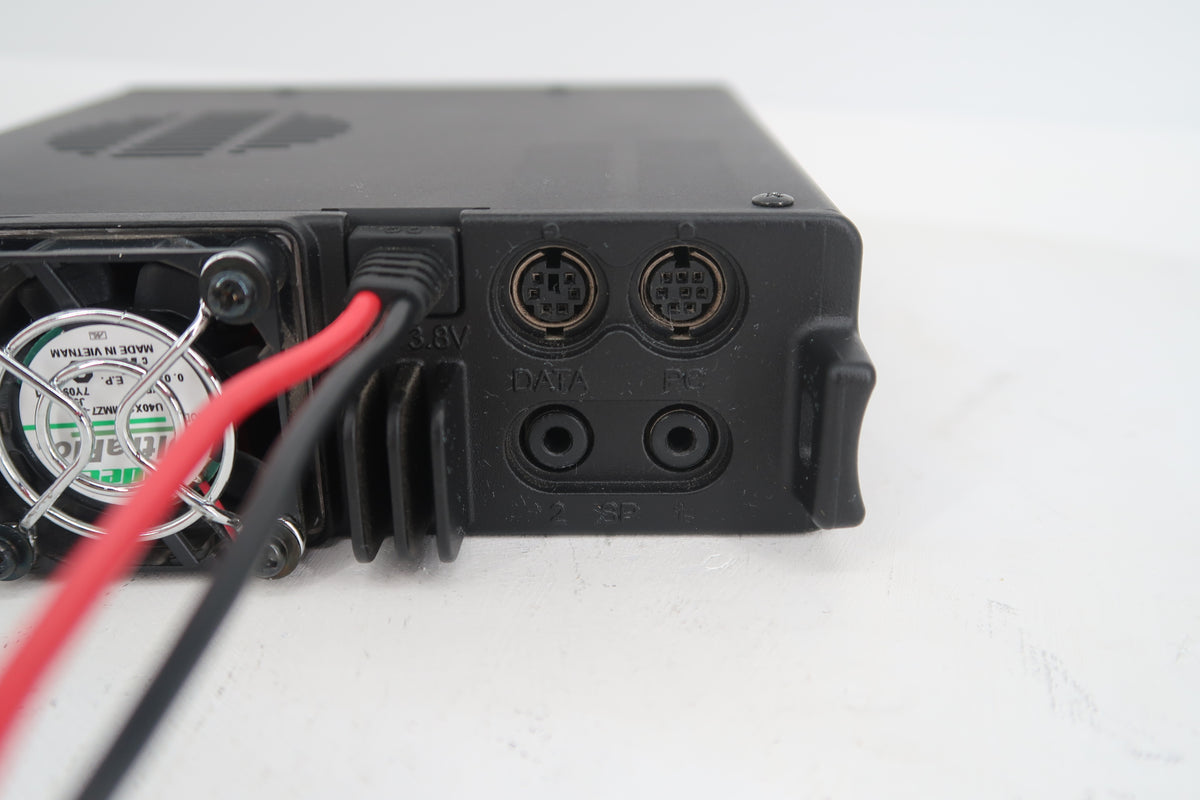 U20331 Used Kenwood TM-D710GA 144/440MHz Dual Band FM Transceiver w/Built-In GPS & TNC