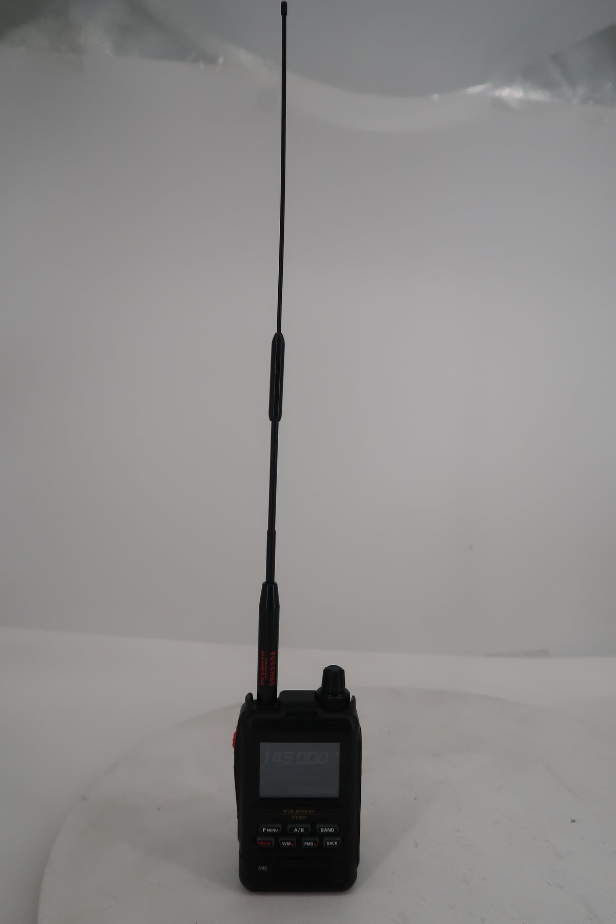 U20342 Used Yaesu FT5DR C4FM/FM 144/430MHz Dual Band Digital Handheld Transceiver