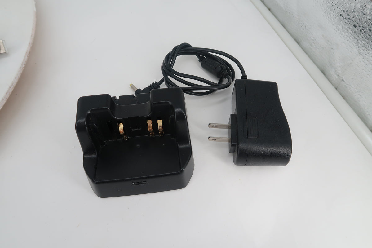U20342 Used Yaesu FT5DR C4FM/FM 144/430MHz Dual Band Digital Handheld Transceiver