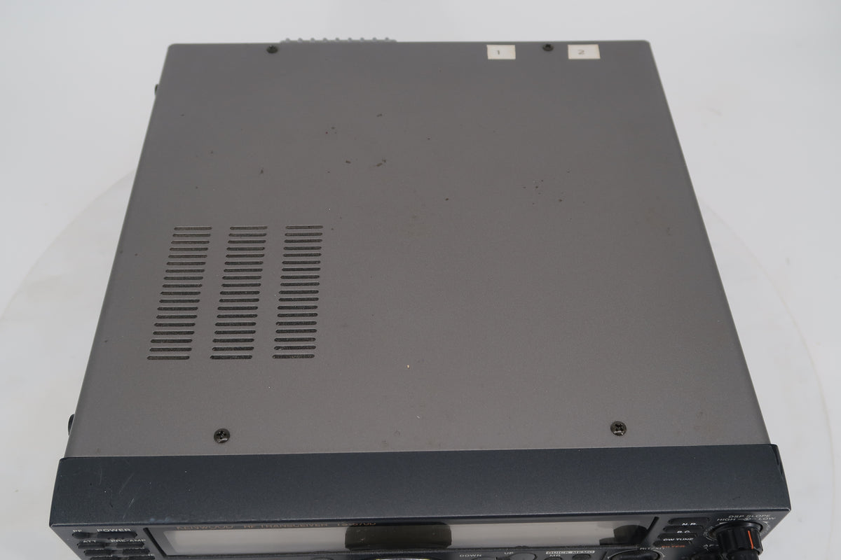 U20349 AS-IS Kenwood TS-570D HF/50MHz 100W Transceiver - Does NOT Power On