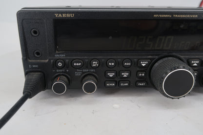 U20350 Used Yaesu FT-450D HF/50MHz Transceiver Screen Issue