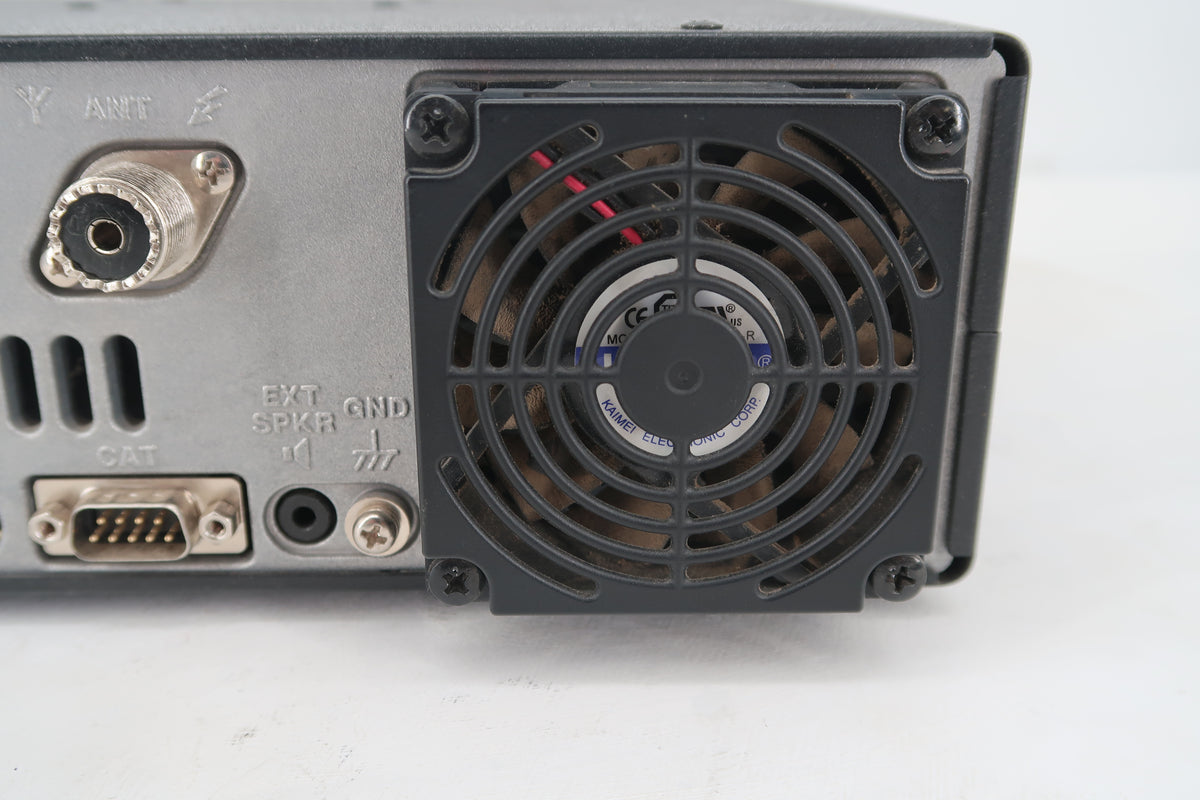 U20350 Used Yaesu FT-450D HF/50MHz Transceiver Screen Issue