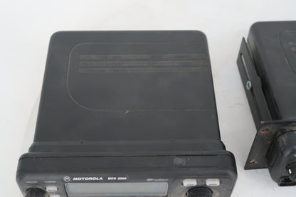 U20353 AS-IS Lot Untested of 2 Motorola MCS 2000 M01HX+822W Model II 800MHz 15W Radio