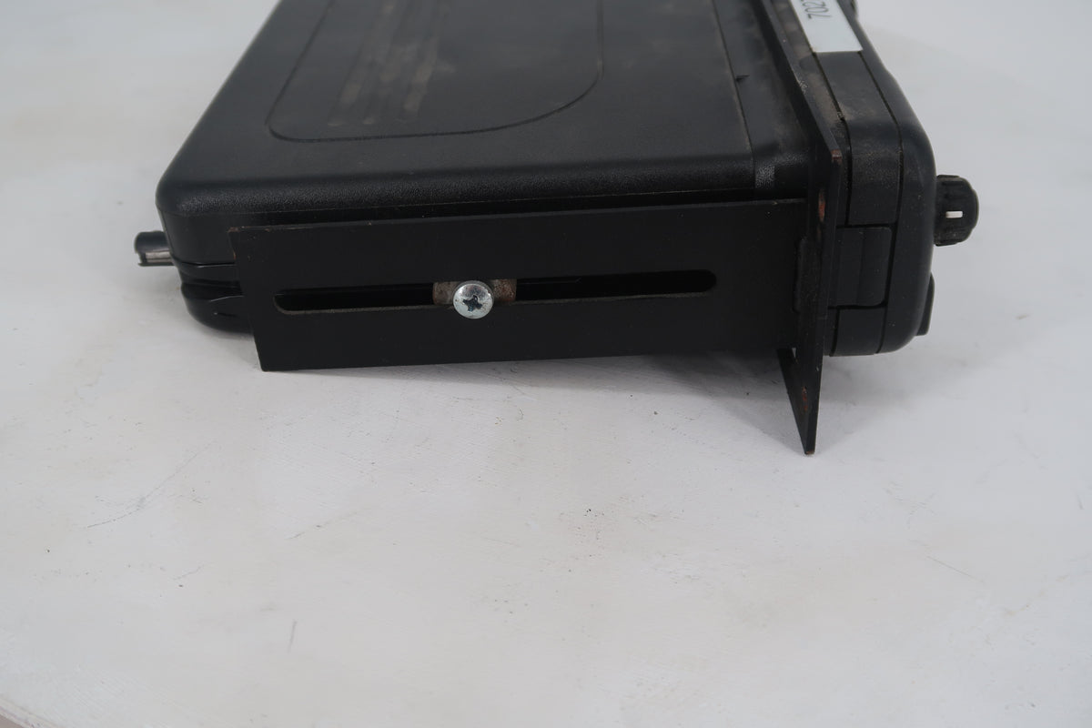 U20353 AS-IS Lot Untested of 2 Motorola MCS 2000 M01HX+822W Model II 800MHz 15W Radio