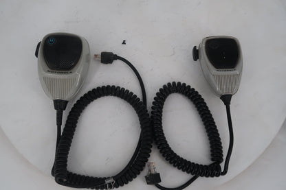U20353 AS-IS Lot Untested of 2 Motorola MCS 2000 M01HX+822W Model II 800MHz 15W Radio