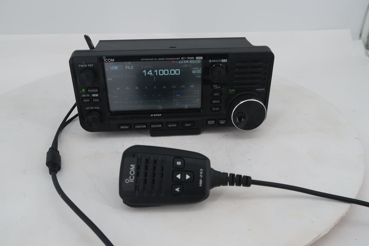 U20366 Used ICOM IC-705 HF/50/144/430MHz All-Mode w/D-STAR 10W QRP Transceiver