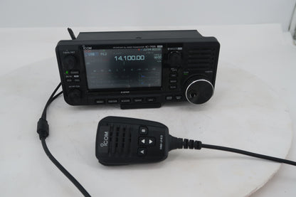 U20366 Used ICOM IC-705 HF/50/144/430MHz All-Mode w/D-STAR 10W QRP Transceiver