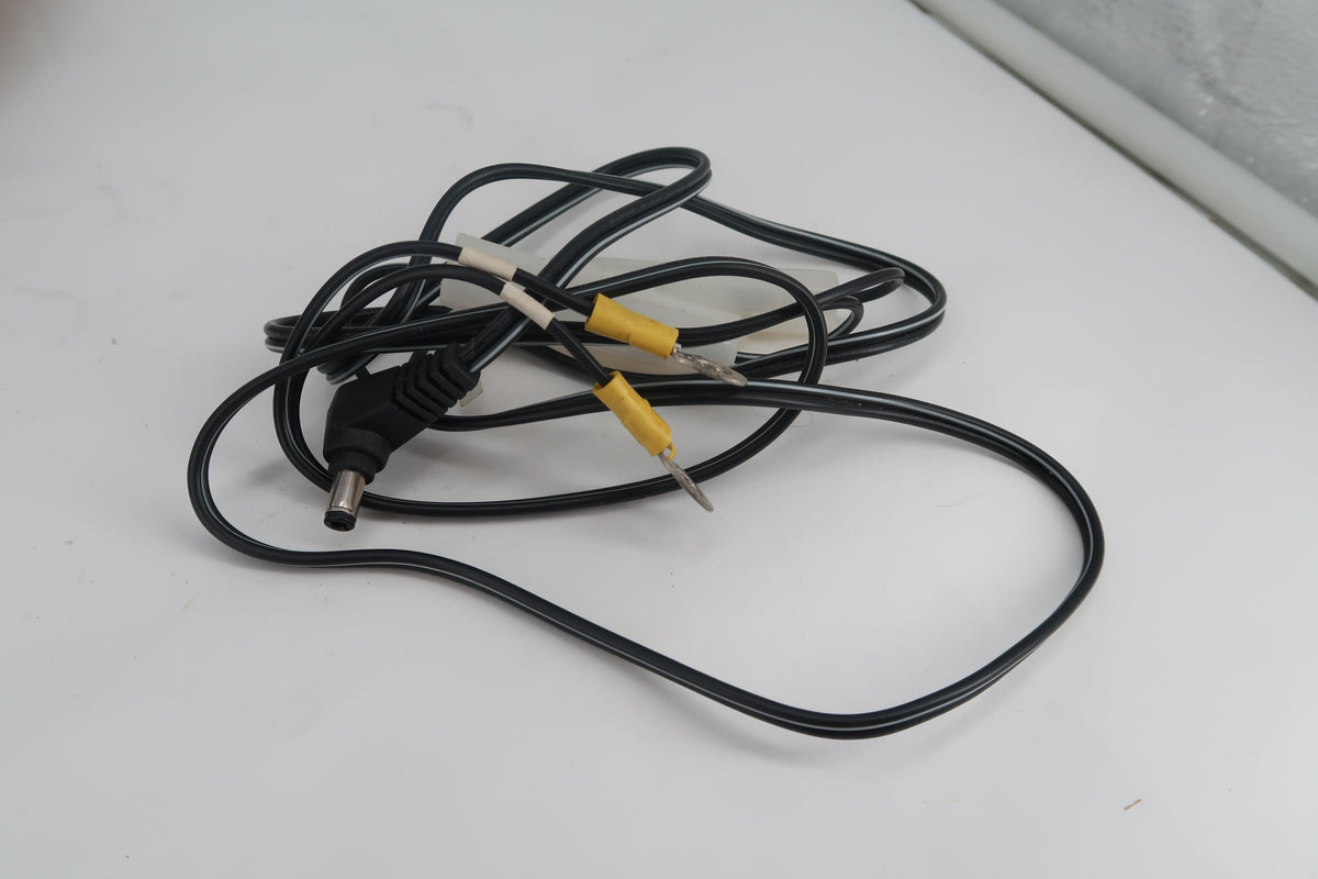 U20366 Used ICOM IC-705 HF/50/144/430MHz All-Mode w/D-STAR 10W QRP Transceiver