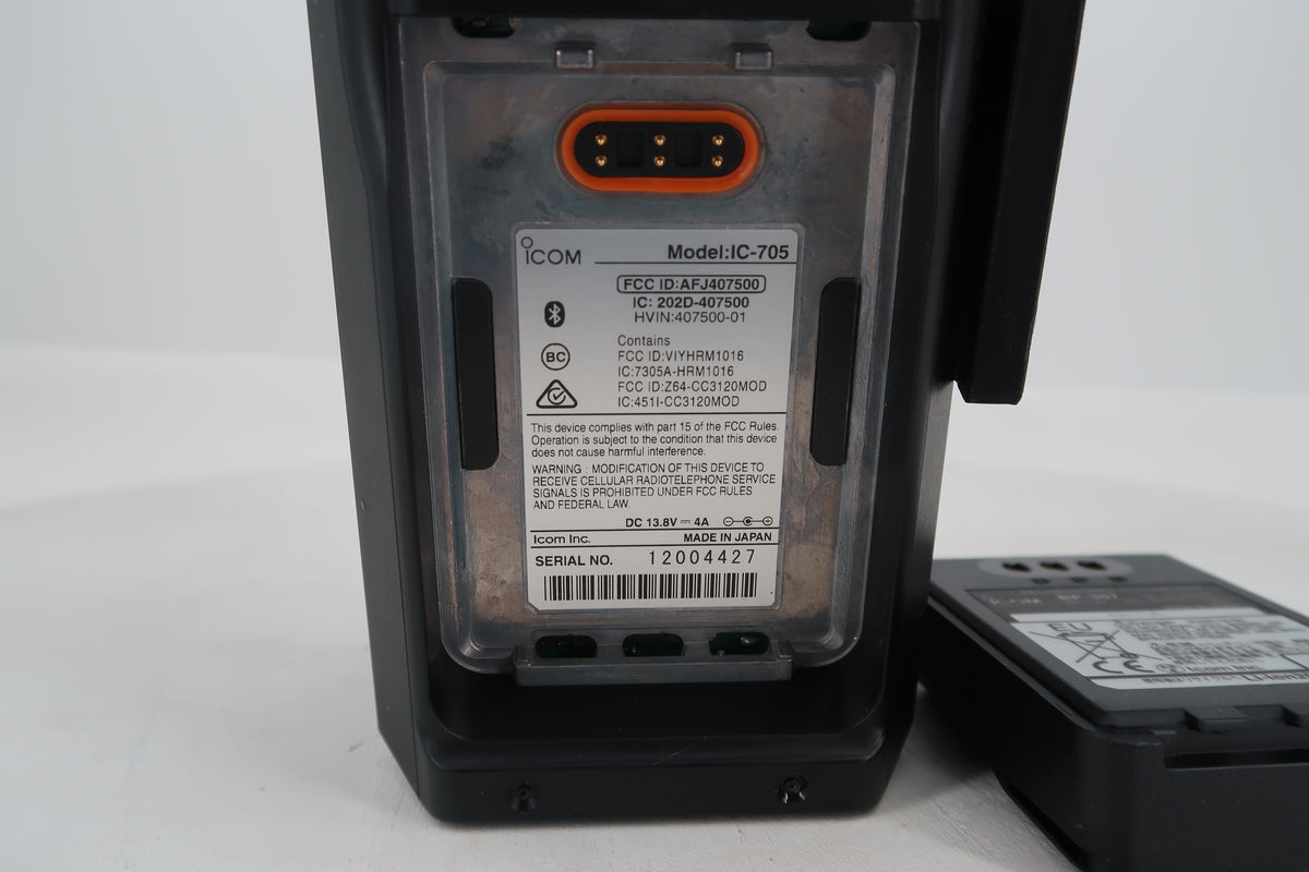 U20366 Used ICOM IC-705 HF/50/144/430MHz All-Mode w/D-STAR 10W QRP Transceiver