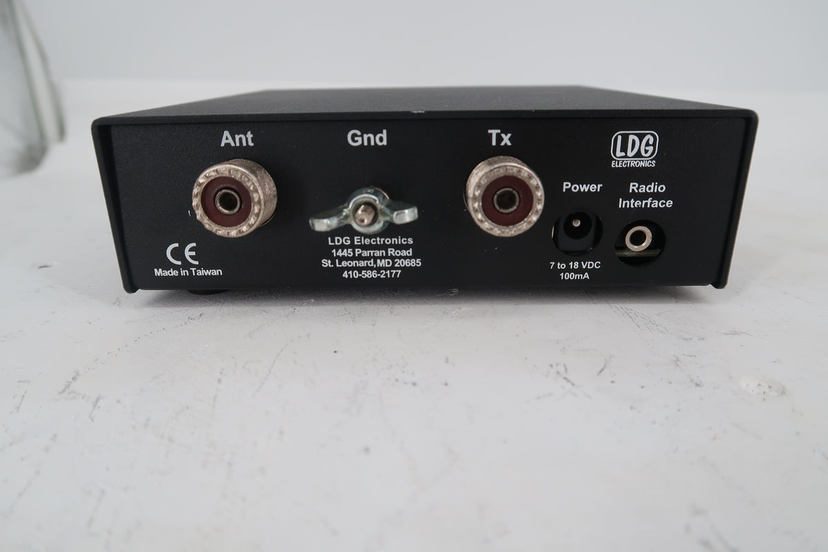 U20368 Used LDG Electronics Z-100 Plus w/IC-PAC Icom Interface Cable
