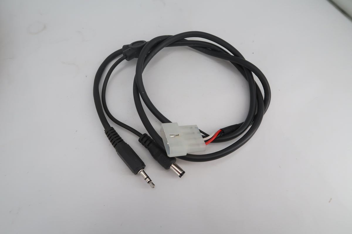 U20368 Used LDG Electronics Z-100 Plus w/IC-PAC Icom Interface Cable