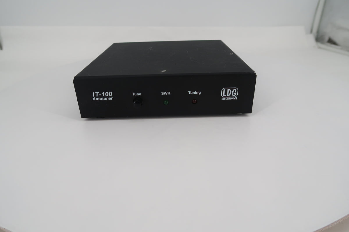 U20378 Used LDG IT-100 Automatic Antenna Tuner w/IC-105 Interconnect Cable