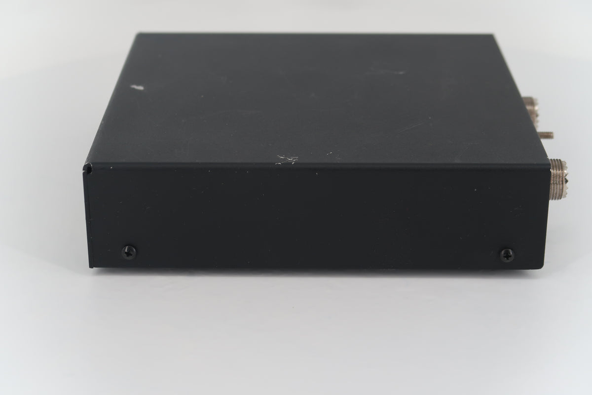 U20378 Used LDG IT-100 Automatic Antenna Tuner w/IC-105 Interconnect Cable