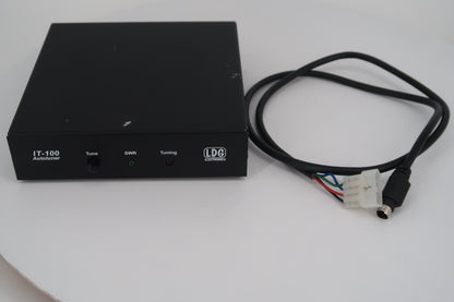 U20378 Used LDG IT-100 Automatic Antenna Tuner w/IC-105 Interconnect Cable