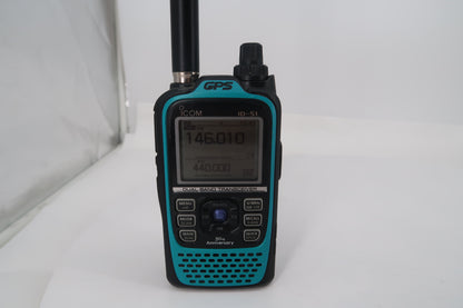 U20412 Used ICOM ID-51A Plus VHF/UHF FM/D-STAR 5W Handheld Transceiver 50th Anniversary Limited Edition