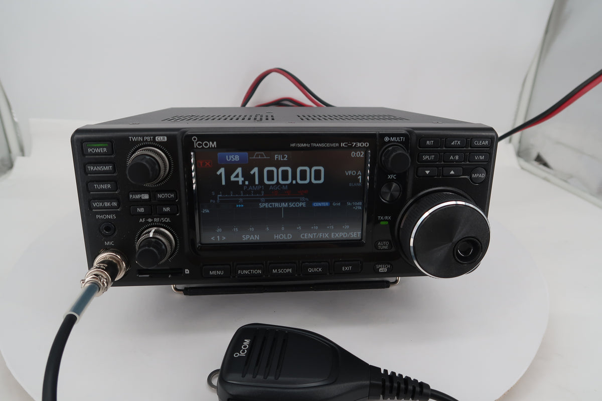 U20415 Used ICOM IC-7300 HF/50MHz 100W Transceiver