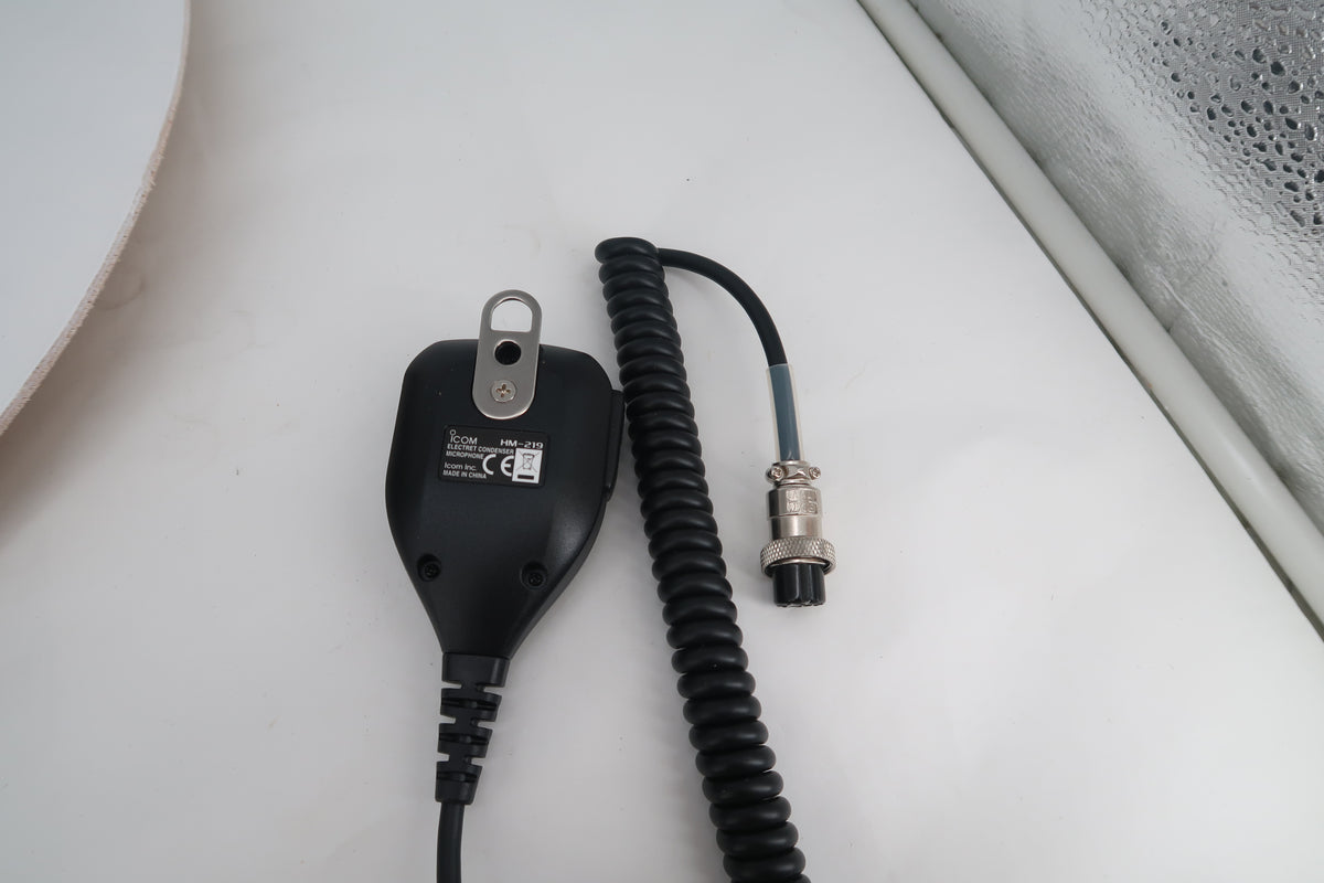 U20415 Used ICOM IC-7300 HF/50MHz 100W Transceiver