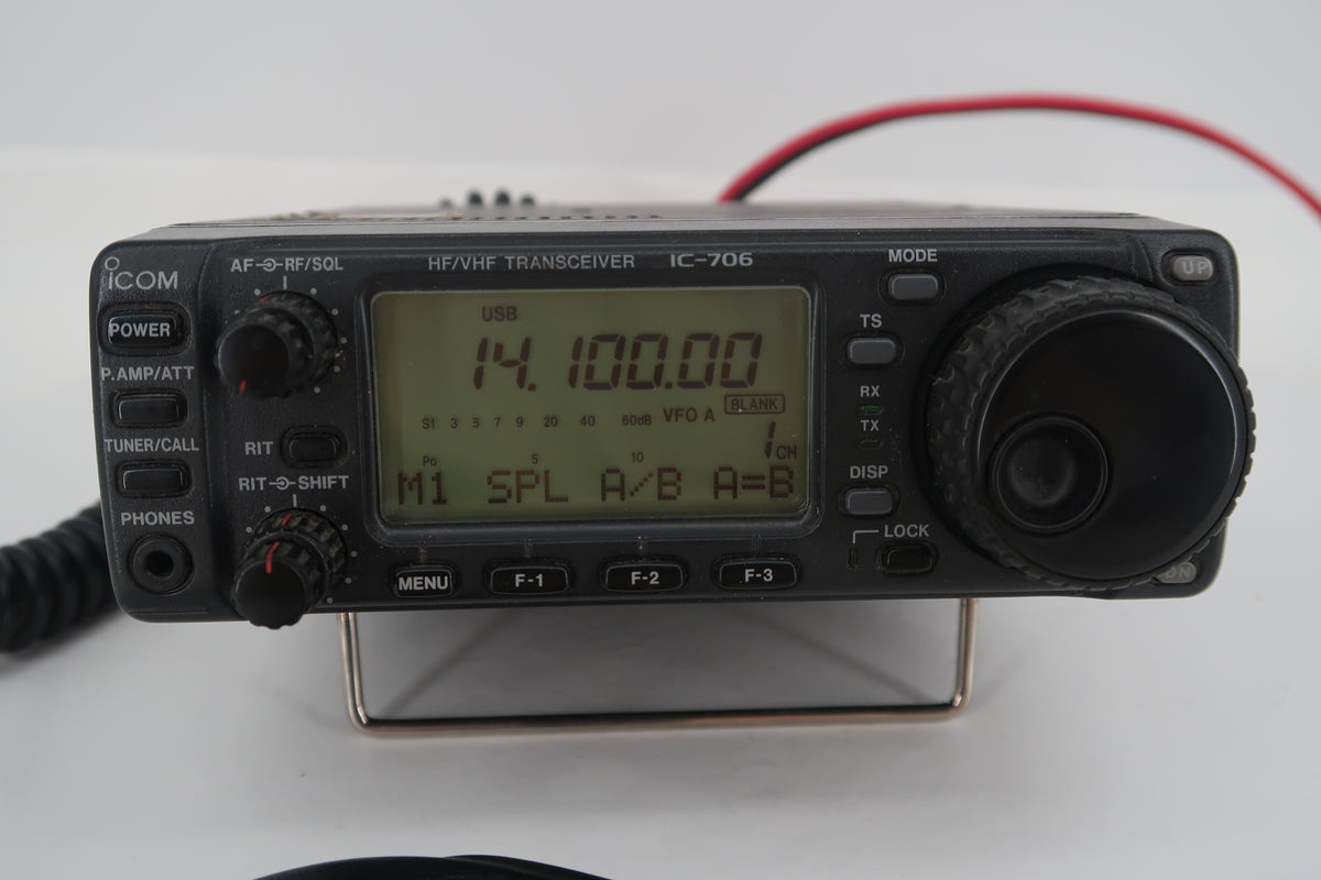 U20418 Used ICOM IC-706 HF/VHF All-Mode 100W Transceiver w/XGGCOMMS USB-Digimode-4 & DM5AL Separation Cable