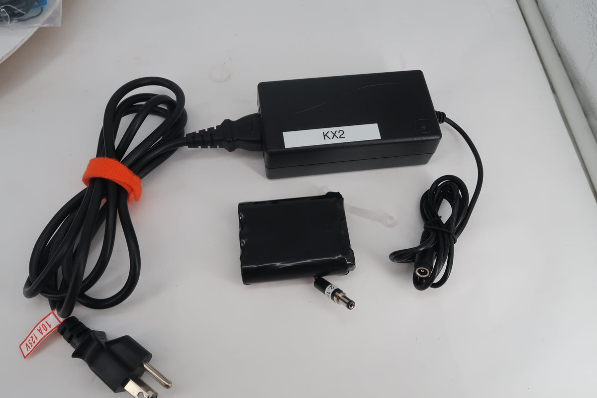 U20421 Used Elecraft KX2 80-10M SSB/CW/Data QRP 10W Transceiver w/KXAT2 Automatic Antenna Tuner & Extras
