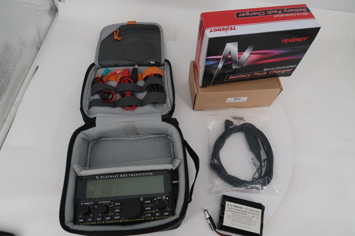 U20421 Used Elecraft KX2 80-10M SSB/CW/Data QRP 10W Transceiver w/KXAT2 Automatic Antenna Tuner & Extras