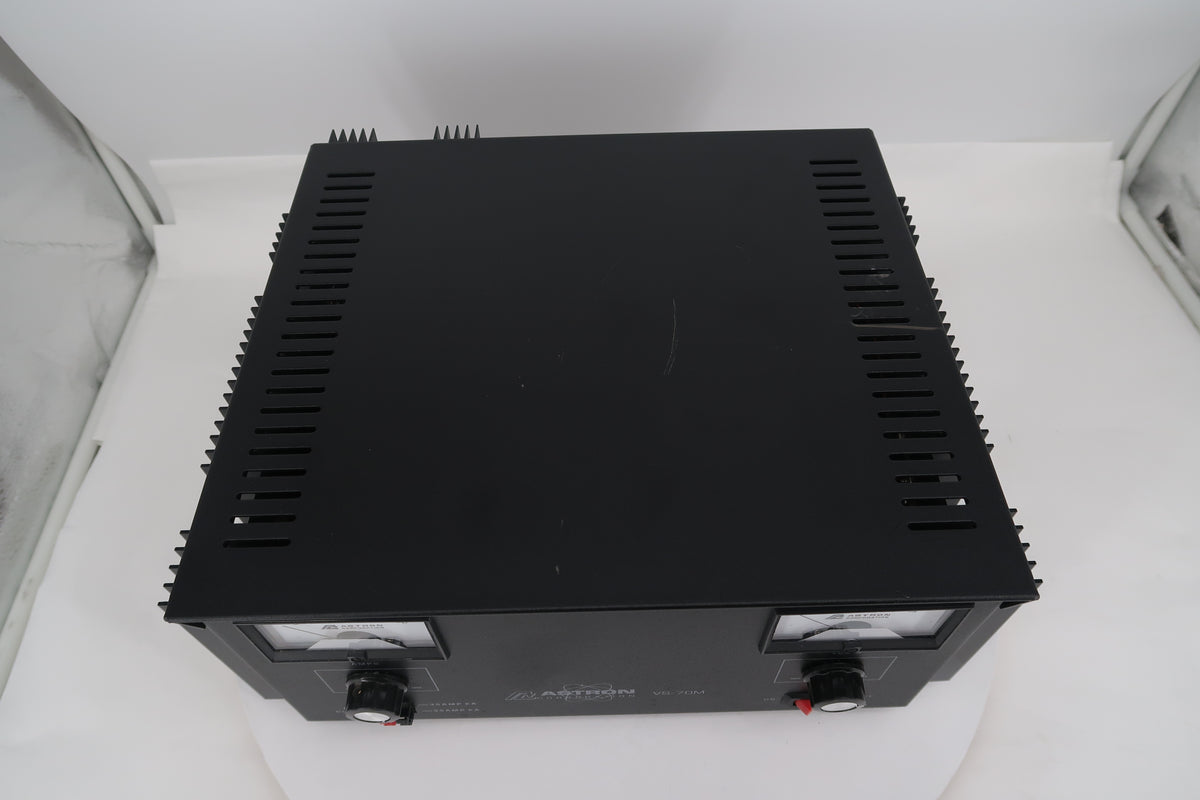 U20422 Used Astron VS-70M-AP Variable Heavy Duty Linear Power Supply 2-15Vdc/70A Peak