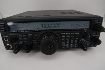 U20426 Used Yaesu FT-847 Earth Station HF/VHF/UHF All Mode Transceiver