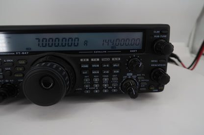 U20426 Used Yaesu FT-847 Earth Station HF/VHF/UHF All Mode Transceiver