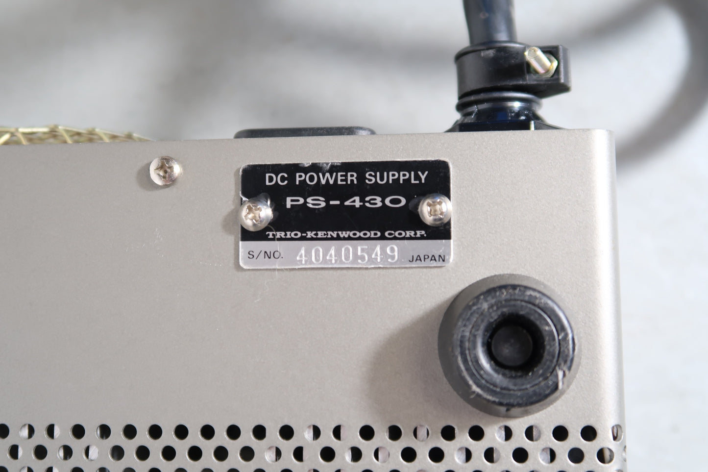 U19475 Used Kenwood PS-430 DC Power Supply