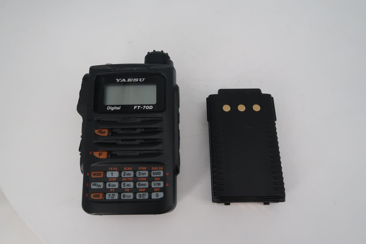 U20429 Used Yaesu FT-70DR 144/430MHz C4FM/FM Transceiver