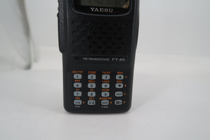 U20430 Used Yaesu FT-60R Dual-Band 144/430MHz FM 5W Handheld Transceiver