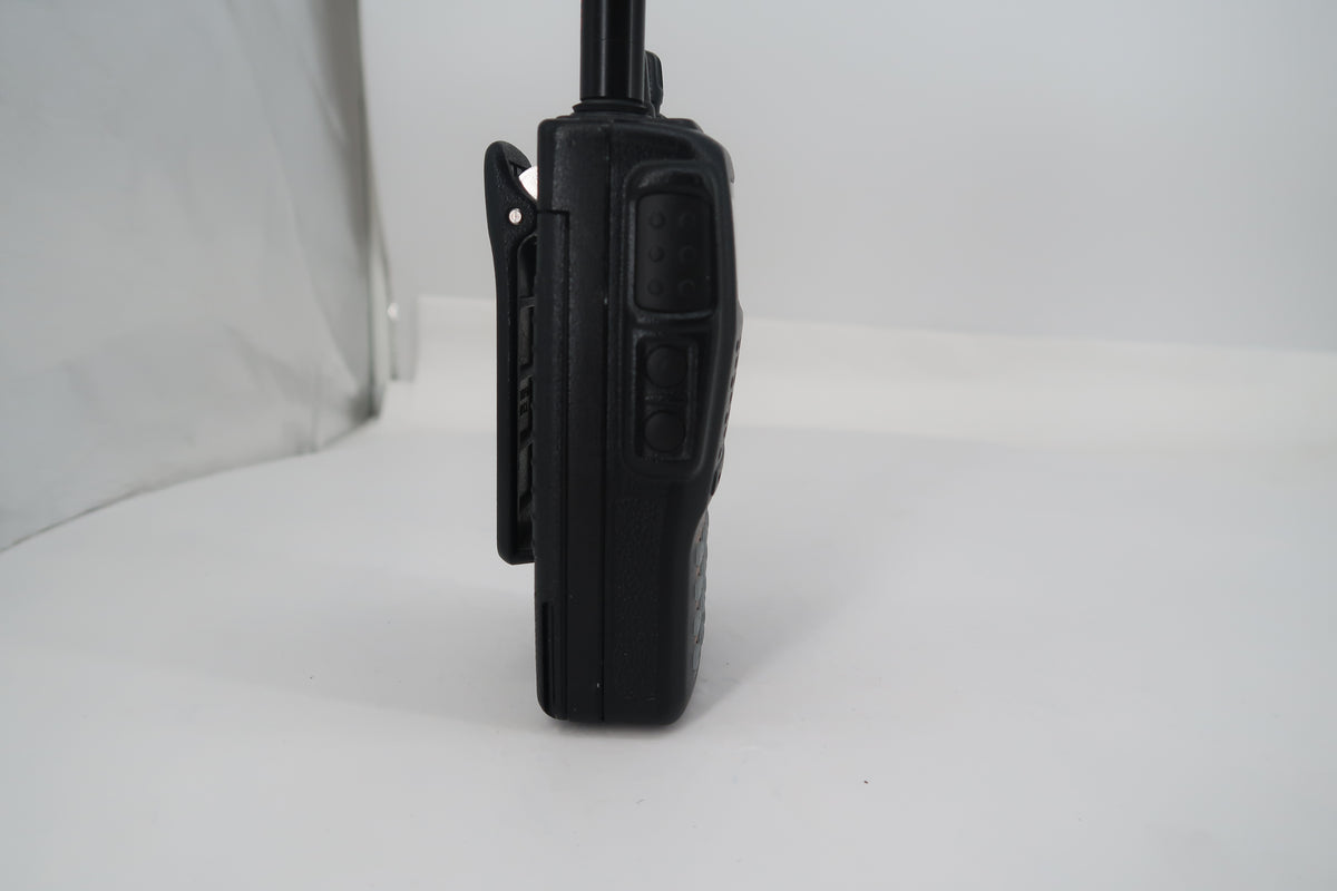 U20430 Used Yaesu FT-60R Dual-Band 144/430MHz FM 5W Handheld Transceiver