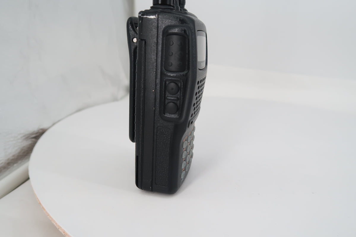 U20431 Used Yaesu FT-60R Dual-Band 144/430MHz FM 5W Handheld Transceiver