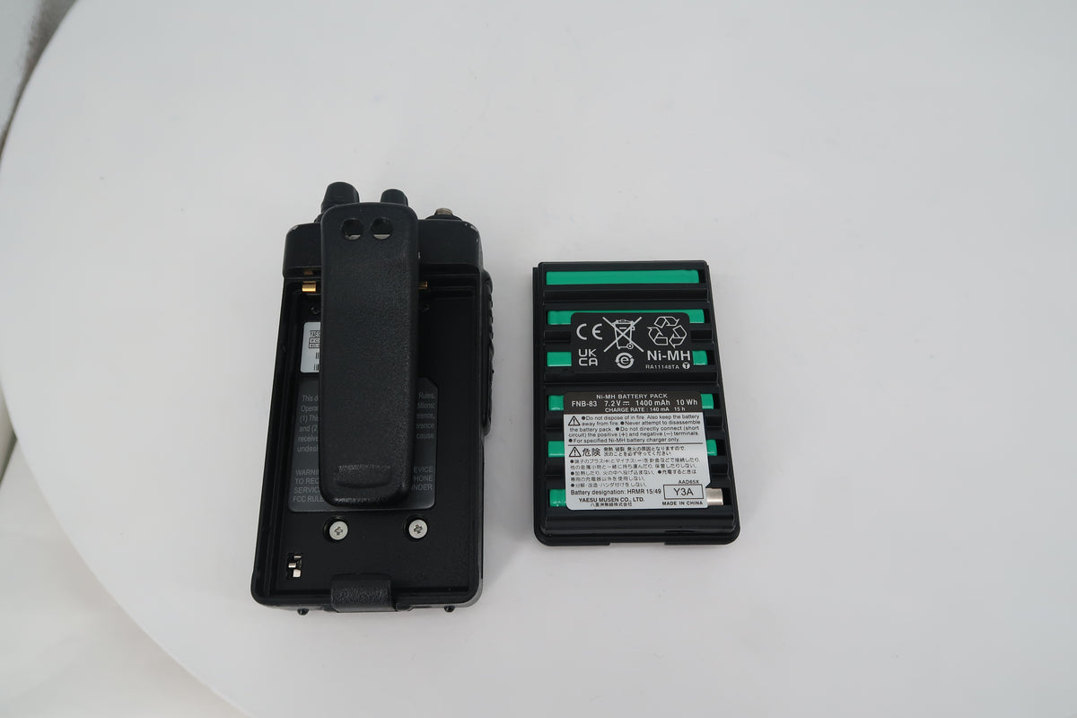 U20431 Used Yaesu FT-60R Dual-Band 144/430MHz FM 5W Handheld Transceiver