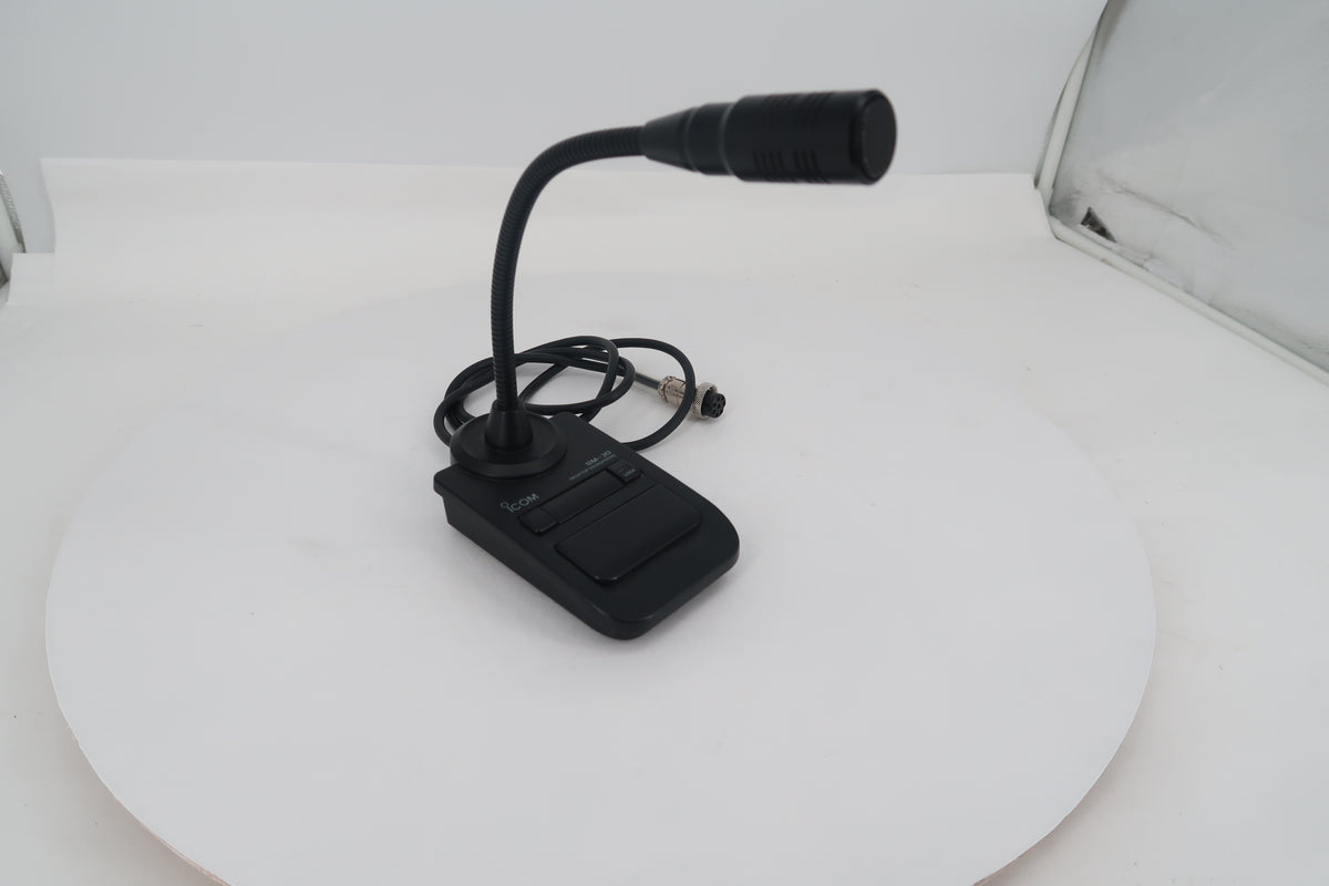 U20452 Used ICOM SM-30 Desktop Microphone