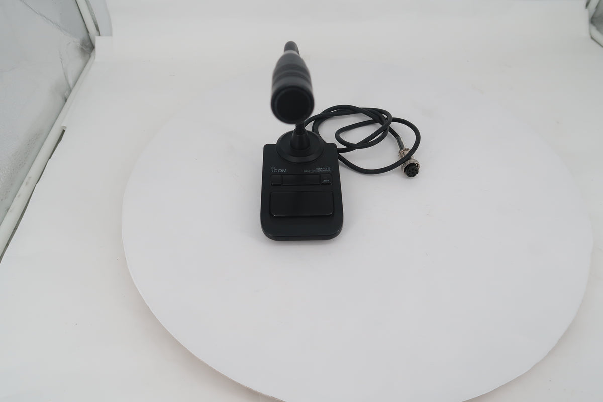 U20452 Used ICOM SM-30 Desktop Microphone