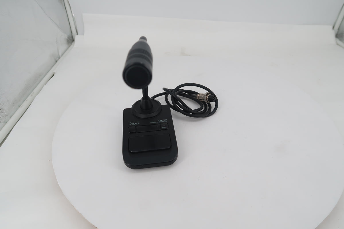 U20454 Used ICOM SM-30 Desktop Microphone