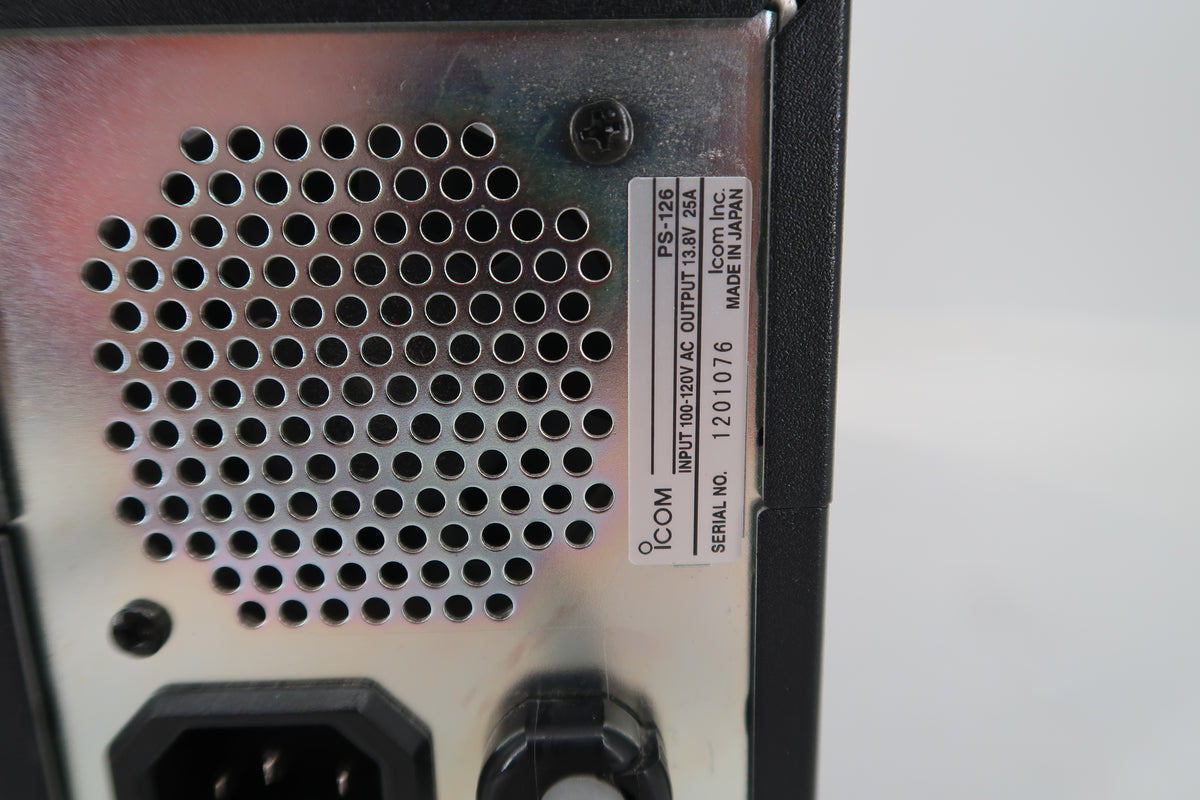 U20476 Used ICOM PS-126 DC Power Supply (13.8V 25A)
