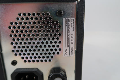 U20476 Used ICOM PS-126 DC Power Supply (13.8V 25A)