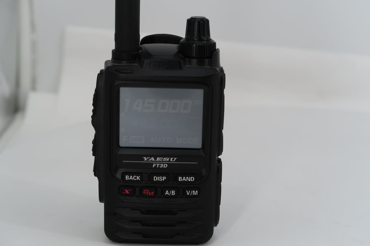 U20485 Used Yaesu FT-3DR C4FM/FM 144/430MHz Dual Band 5W Handheld Transceiver